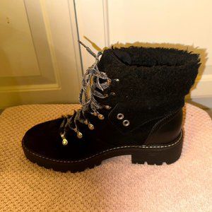 Woman Black Hiker Boots